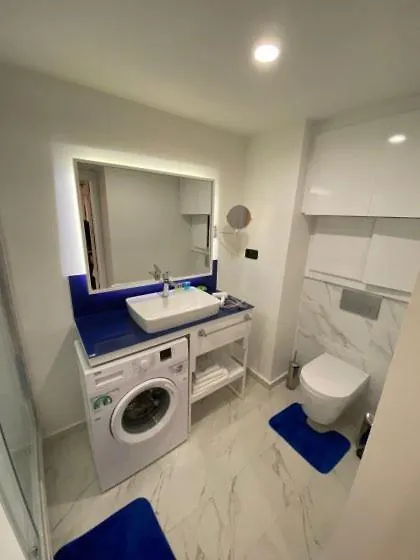 Sea Vip Apartments 12 바투미 0*,  조지아